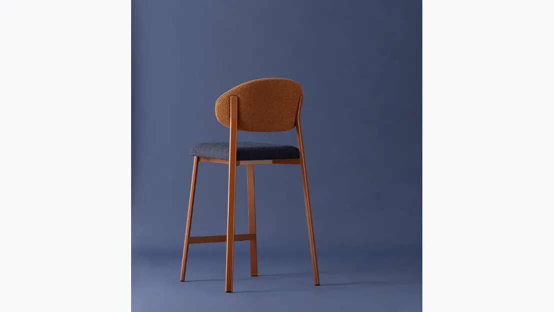 Sgabello Beba Curvy di Pointhouse