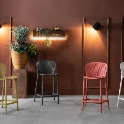 Sgabello in polipropilene Spot di Stones