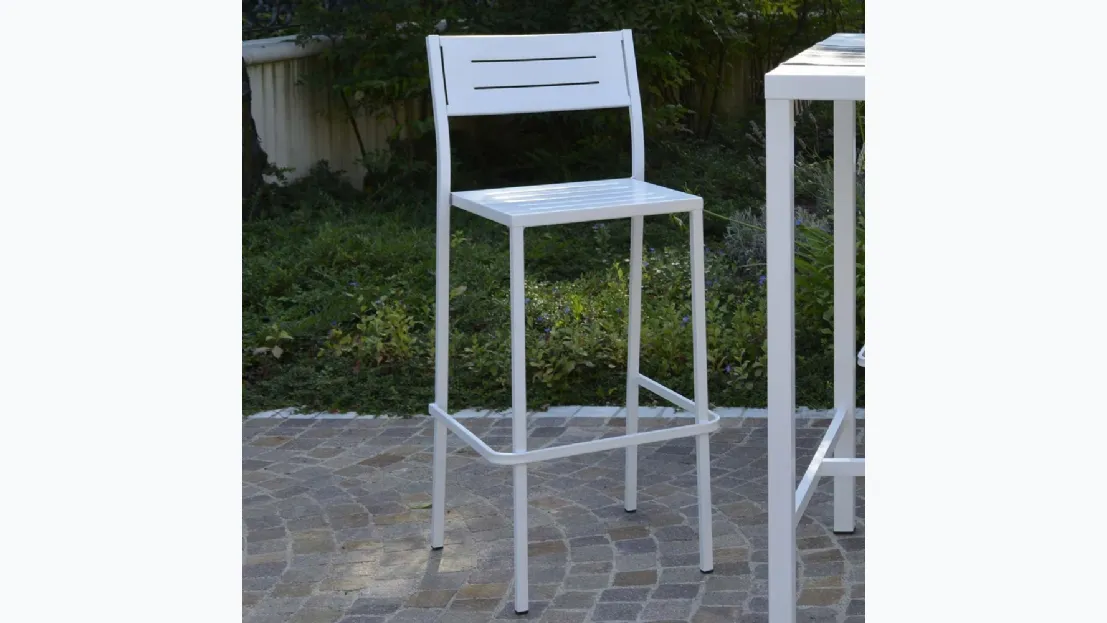 Sgabello da giardino Out Metal alto in acciaio zincato e verniciato poliestere per esterni di La Seggiola
