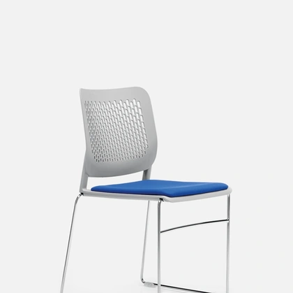 Seduta Kira di Gierre